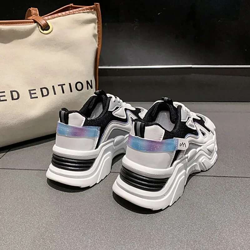 Designer Shoes 2025 Flat Shoes Women's Personalized Fashion Casual Shoes Women's Thick Soled Sports Shoes Women's Shoes White Shoes