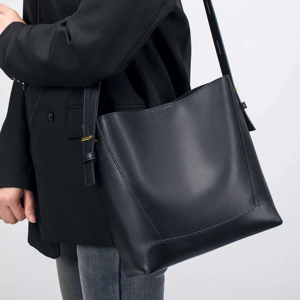 Genuine Leather Bucket Shoulder Bag Women Cowhide Crossbody Designer Tote Handbag Lipstick Phone Large-Capacity