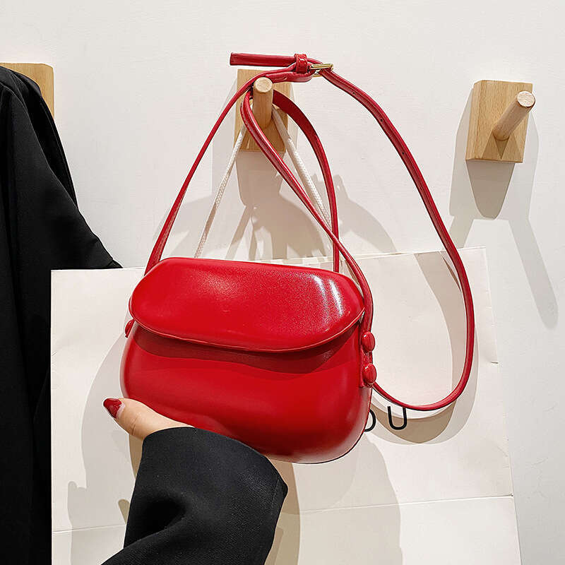 86 Korean Saddle 2022 Summer New Single Shoulder Crossbody Fashionable, Simple and Versatile Women's Mobile Bag