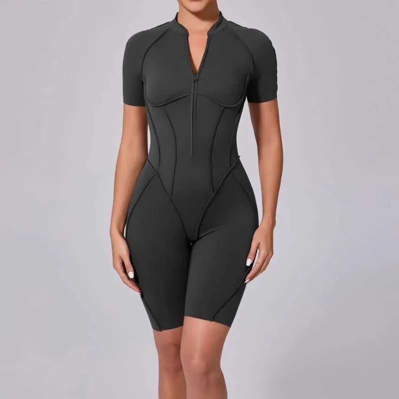 Seamless yoga jumpsuit sports and fitness zipper hip lift short sleep open back dance training suit womens fitness suit W250326