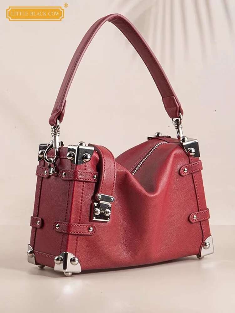 Fashion Women Metal Rivets Party Totes Handbag Cowhide Genuine Leather Shoulder Bags New Designer Strap Crossbody Bag Pouch Flap