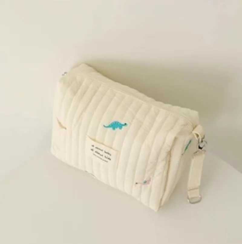 Mummy Bags Cartoon Embroidery Portable Handbag With Zipper Diaper Bag Hanging on the StrollerC250326