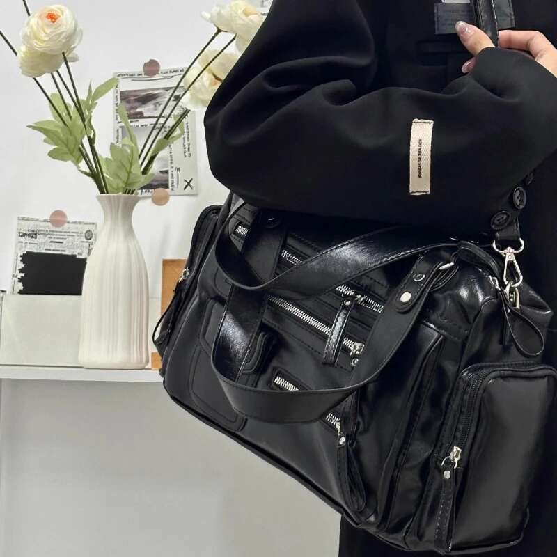 Punk Vintage Men Women All Match Casual Shoulder Bags Design Fashion Trendy Handbags Streetwear Ins Zipper Underarm Bag