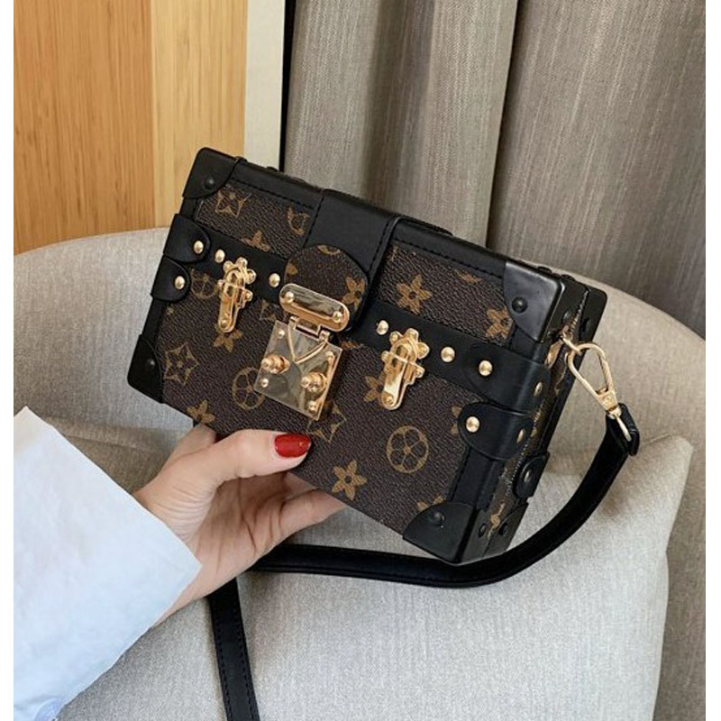 Vintage Printed Ladies Box Bag High Appearance Level New Luxury Retro Bag Flower Printed Square Bag Single Shoulder Ladies Bag wholesale