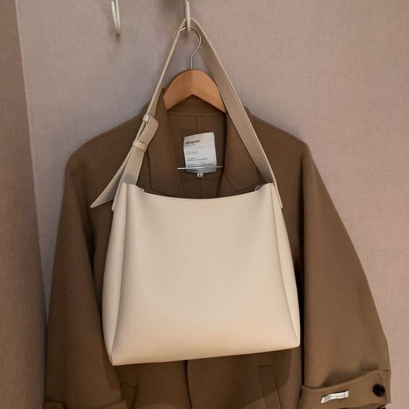 e1 High quality and large capacity shoulder bags, 2025 casual women's baozi mother tote bag