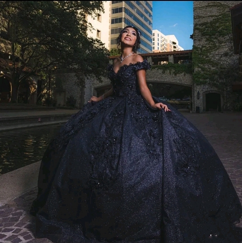 Glitter Black Quinceanera Dresses 3D Floral Appliques Long Princess Birthday Party Ball Gown Straps Off Shoulder Elegant Flower Prom Dress