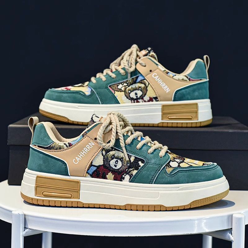 2025S New Trend Designer Feudal Men S Spring New Breathable Board Casual Versatile Thick Sole Student Shoes Sports Trendy Shoes