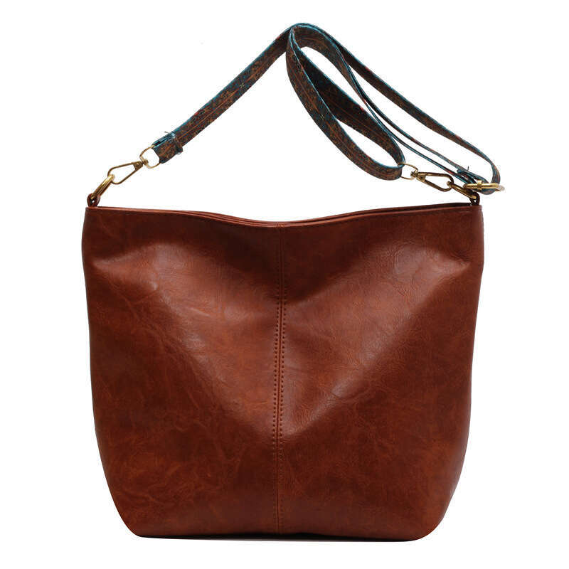 High capacity for women's spring/summer 2023 new broadband one shoulder crossbody with advanced texture commuting bucket bag