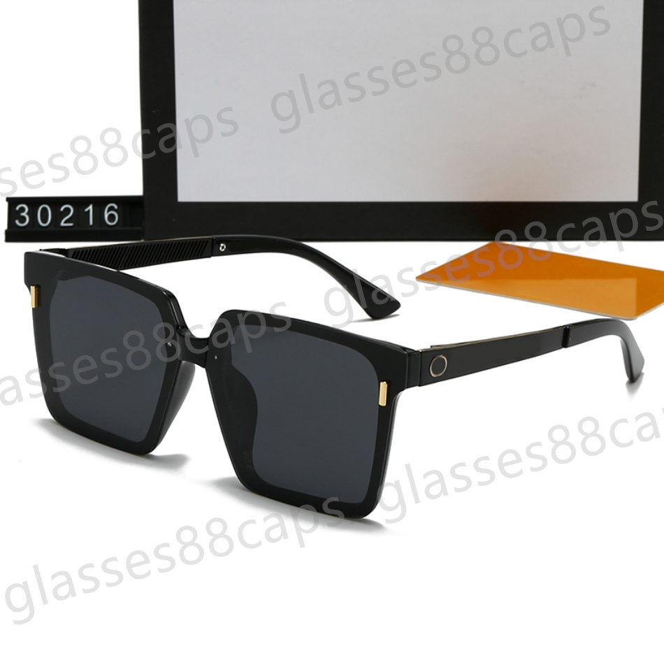 Designer mens Sunglasses for Women Outdoor Sun glasses Fashion Alloy Classic UV400 Women's Top Sunglasses Luxury glasses Mix colors with box