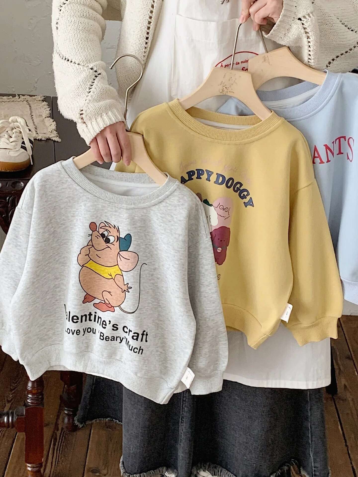Ddmyshoesvip Autumn New Children Cartoon Print Long Sleeve Sweatshirt Cotton Boys Girls Casual Versatile Pullover Tops Kids Clothes