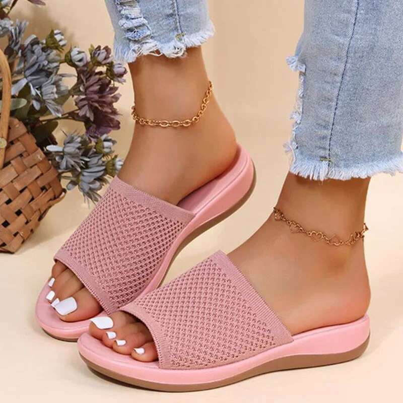 2025 Summer New Anti slip Designer Fashion Sandals Slippers Women's Wedge Walking Shoes Soft Slippers Women's Shoes