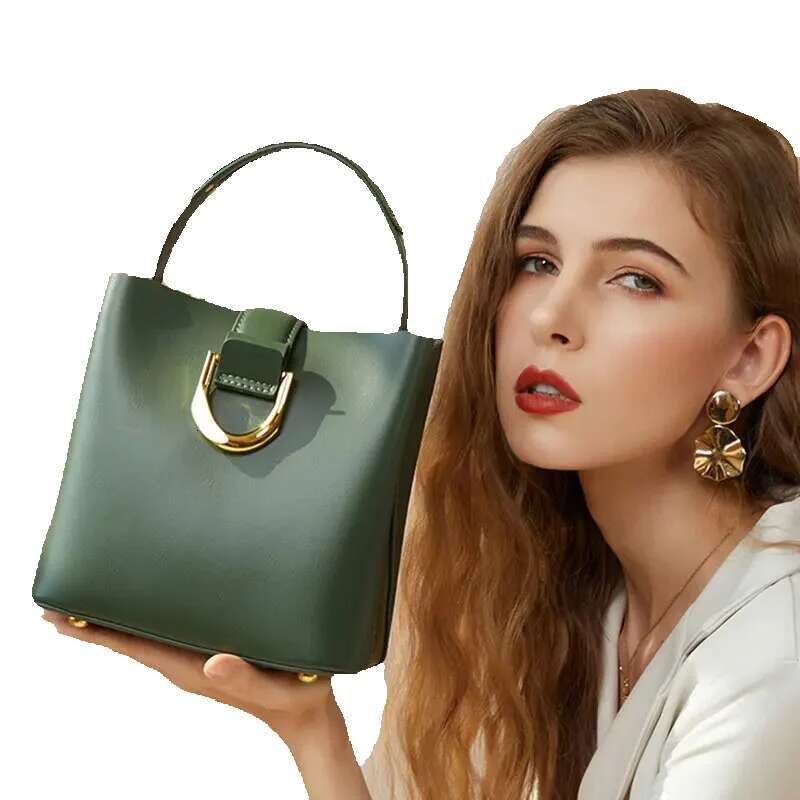 Head Layer Cowhide Bucket Large Capacity Commuting Shoulder Fashionable New Crossbody Bag, Genuine Leather Handbag