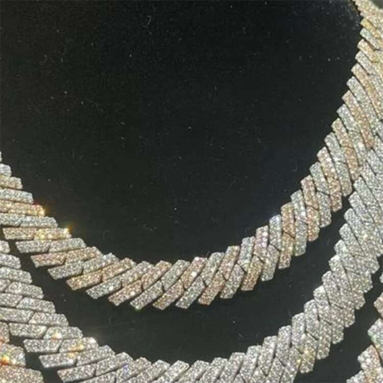 Excellent Quality Individuation Vvs Colorless Moissanite Diamond Necklace Classical Stylish Moissanite Necklace
