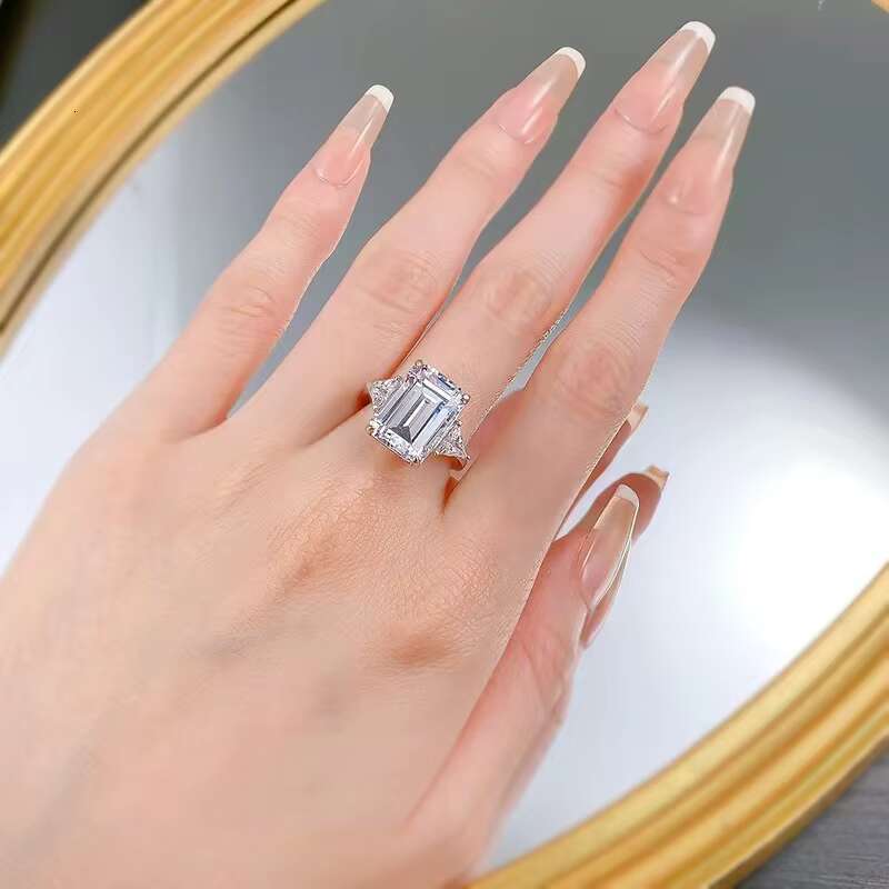High Quality 925 Sterling Silver Moissanite Wedding Ring D Color 10*14mm 10CT Emerald Cut 18K White Gold Plated