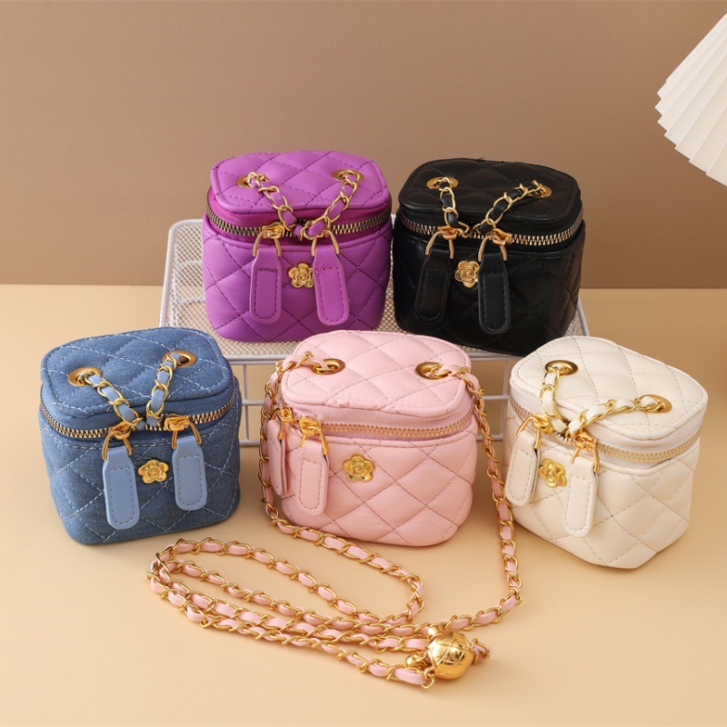 Women's new crossbody bag foreign gold ball camellia mini diagonal small body box bag 2025