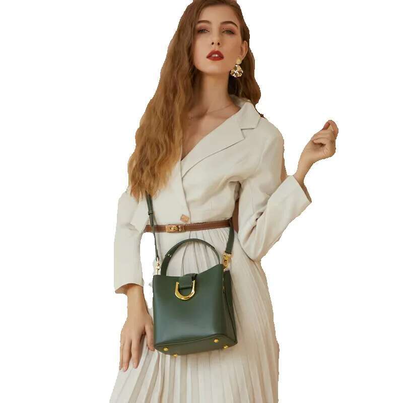 Head Layer Cowhide Bucket Large Capacity Commuting Shoulder Fashionable New Crossbody Bag, Genuine Leather Handbag