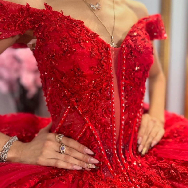 Red Shiny Princess Quinceanera Dresses Sequin Appliqued Lace Beads Tull Bow Sweet 16 Dress Off Shoulder Ball Gown Vestidos De 15 Anos