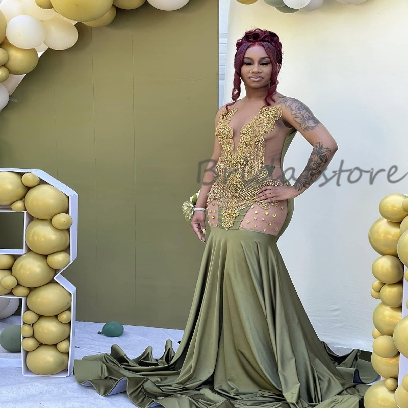 Plus Size Olive Green Rhinestone Prom Dress 2025 Illusion Luxury Mermaid Birthday Dress Elegant Trumpet Formal Party Bespoke Occasion Dress Birthday V