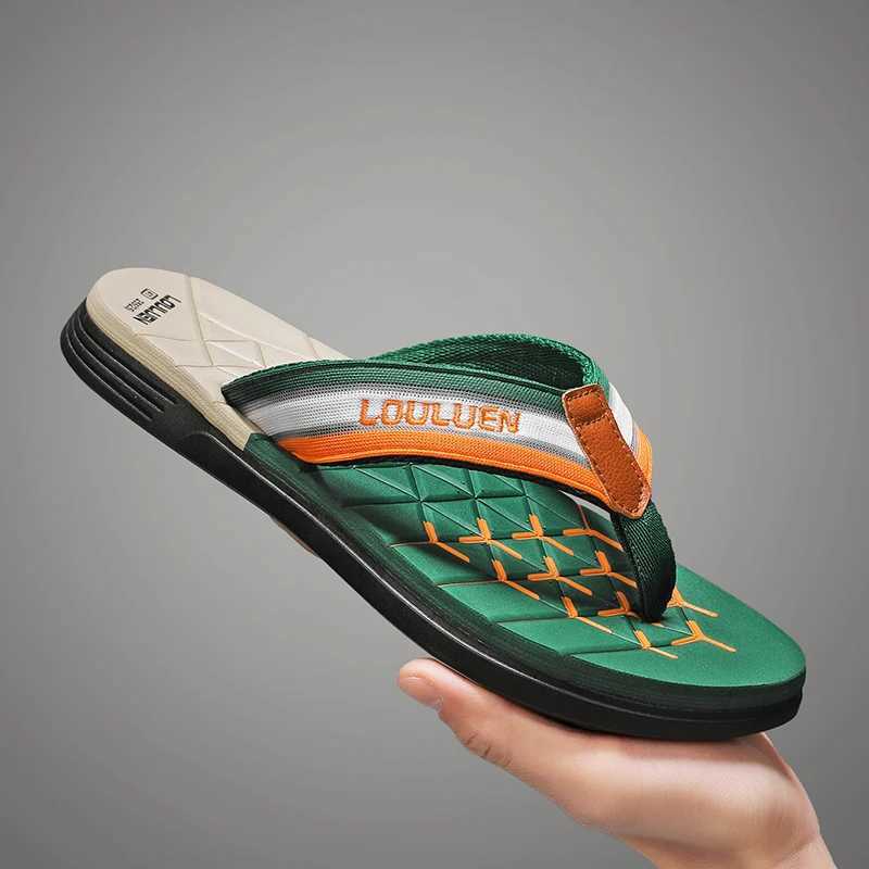 Hot selling mens flip top outdoor leisure beach soft light N-Slip shoes summer skate mens shower 2024 Zapatos HombreXJ250326