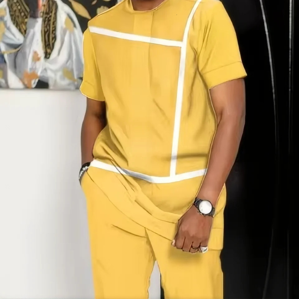 2024 Summer Sports Set Mens Short Sleeve TshirtPants 2piece Large 3D Printed Pants 250326