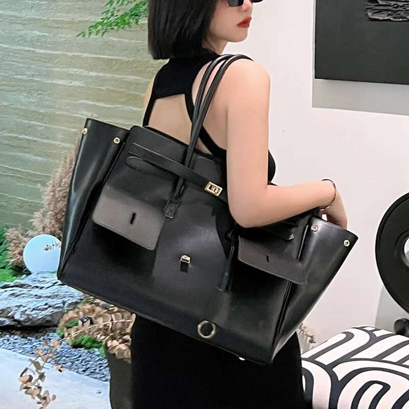 Lock Tote Wing Roomy Cluth Black Treny Genuine Leather Shopping Handbag Large Capacity Commuter Shoulder Bag For Female