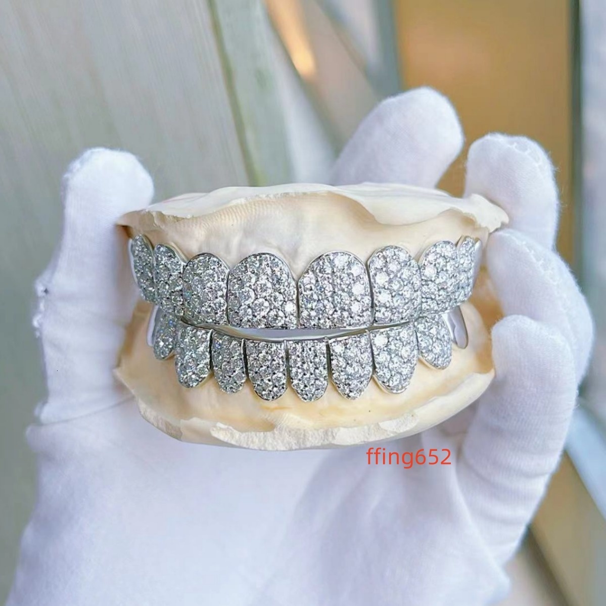 925 Sterling Silver Rhodium Plated Hip Hop Jewelry Honeycomb Teeth Grilliz With Custom Rich Ice Out Moissanite Diamond Grillz