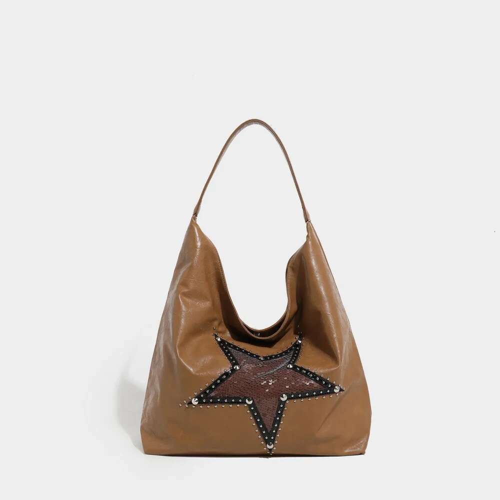 Large Capacity Rivet Punk Bag For Women New Retro Texture Single Shoulder Tote Bags Fashion Versatile Casual Ladies Handbags