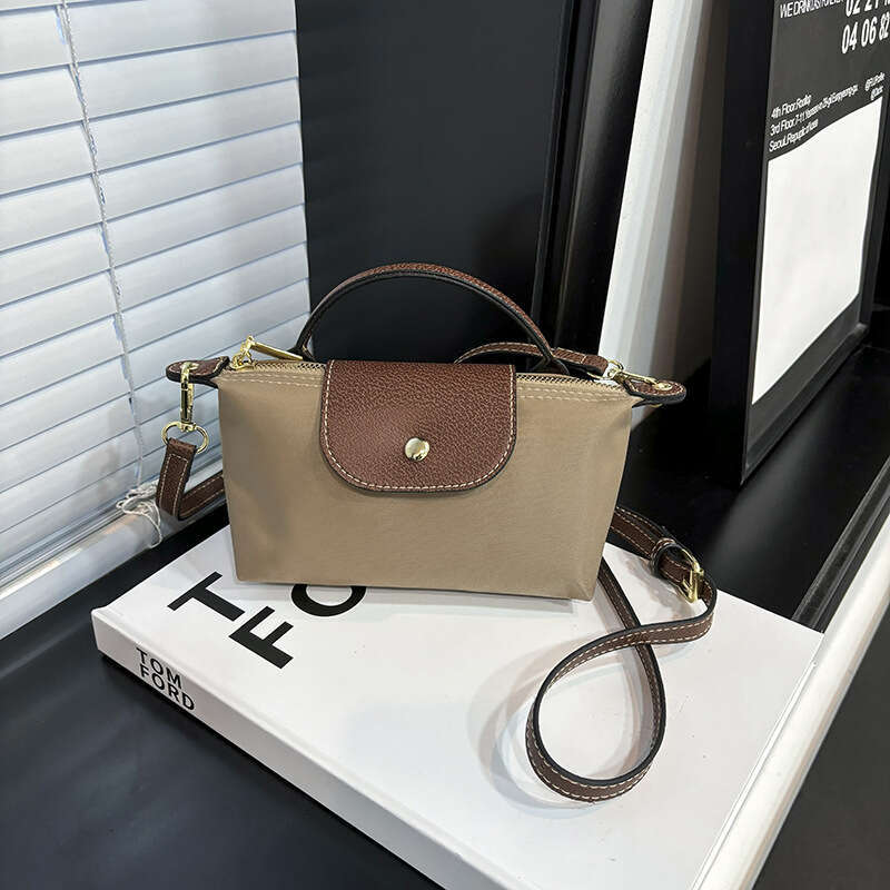 Fashionable and Versatile 2024 Spring/Summer Women's Bag Single Shoulder Crossbody Handheld High end Nylon Dumpling Bun