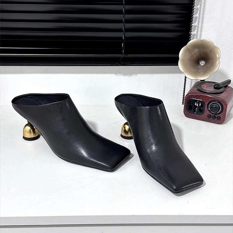 White Sheepskin Square Head Women's Slipper Baotou Textured Elegant Commuter Casual Simple Sense of Classic Wine Glass Heels New