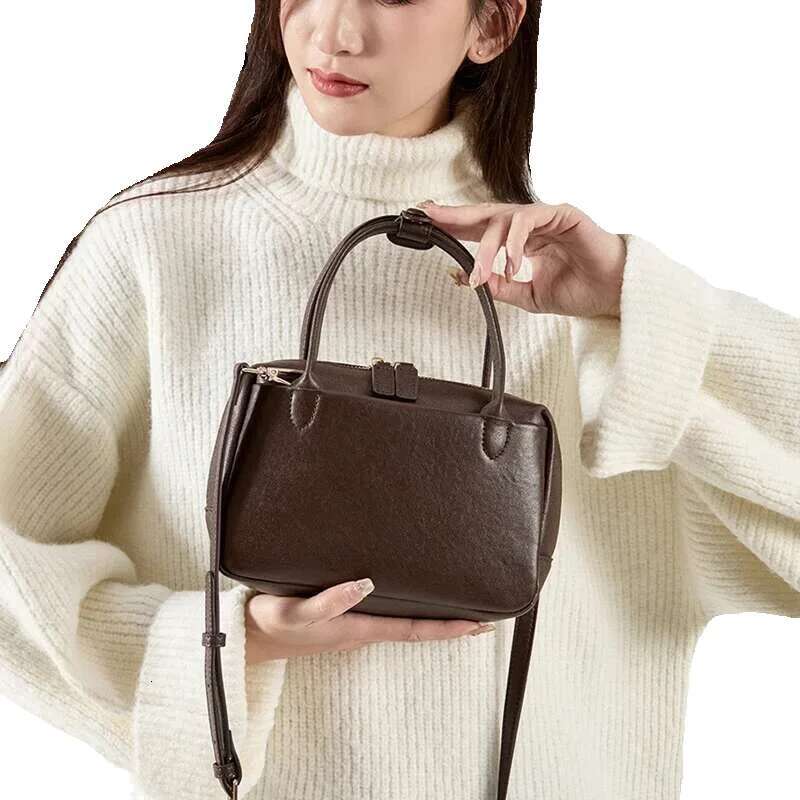 Natural Cow Genuine Leather Handbags Women High Quality Shoulder Bag Female Fashion Retro Designer Cowhide Crossbody Bags