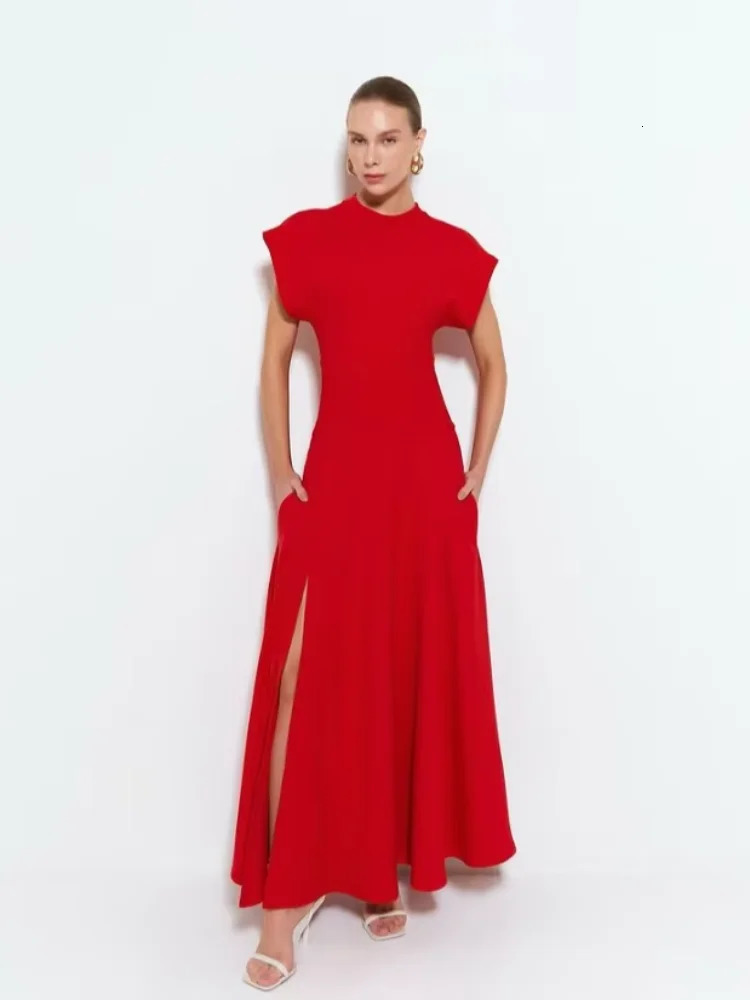 Chic Shoulder Pad Round Neck Solid Maxi Dress Women Elegant Sleeveless A-line Long Dresses Lady Fashion High Street Robes 250325