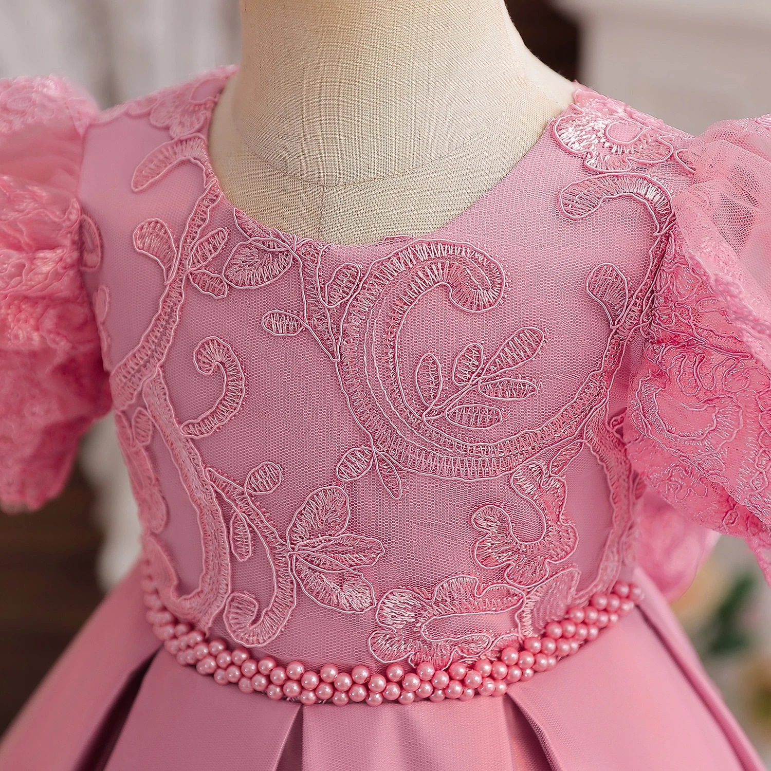 Toddler Girls Party Dresses Embroidery Lace Cute Baby 1 Year Birthday Baptism Vestido Kids Princess Wedding Evening Beaded Dress 250325