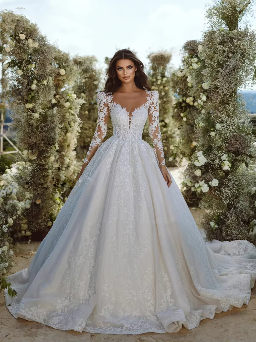 2025 Lace A-Line Wedding Dresses Appliques Long Sleeves Elegant Bridal Gown Court Train Chapel Vestido De Novia