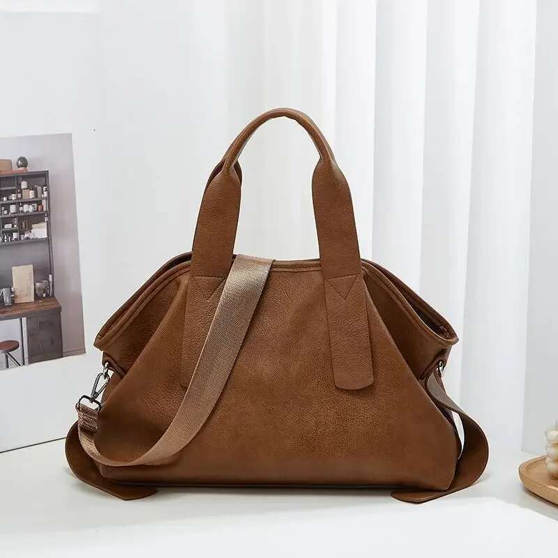 High Appearance Level Fashion Women's Large Capacity All-In-One Single Shoulder Crossbody Tote Retro Simple Dumpg Bag