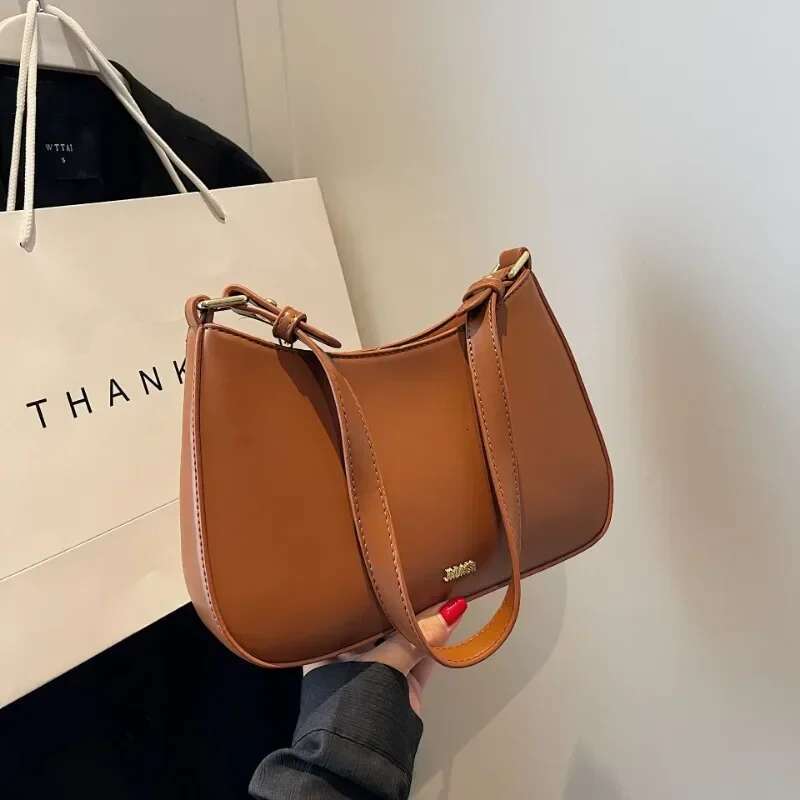 Red Underarm Shoulder Bags for Women 2024 New Texture Leather Crossbody Designer Wedding Bride Handbags Sg Bag