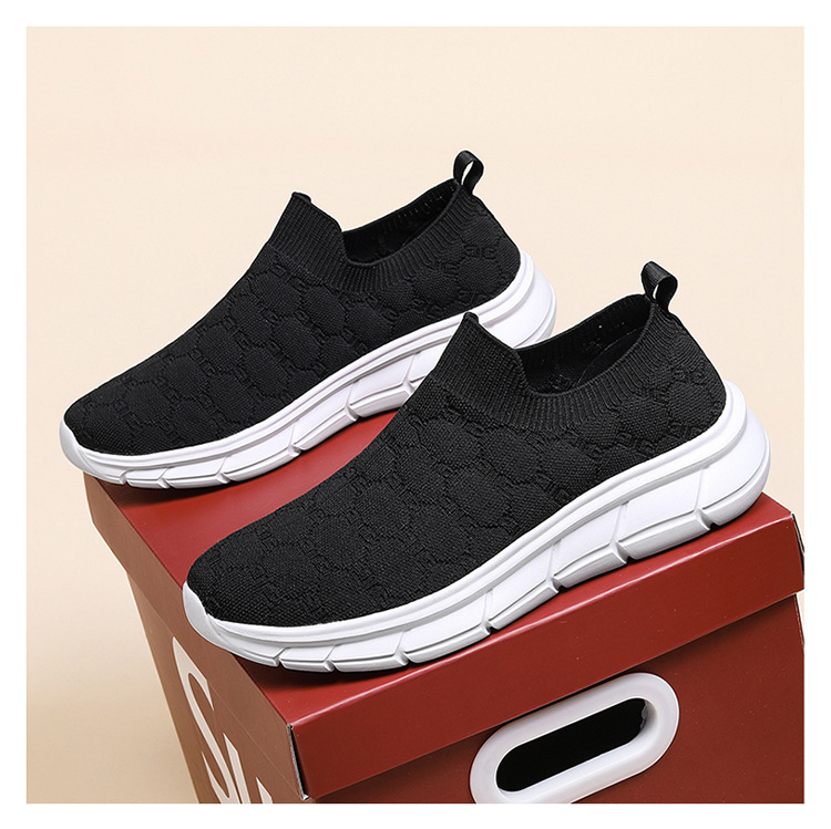 Unisex Stylish Lightweight Running Shoes 2025 New Arrival Breathable Mesh Sneakers Sporty Casual shoes men women Versatile hot hot sale