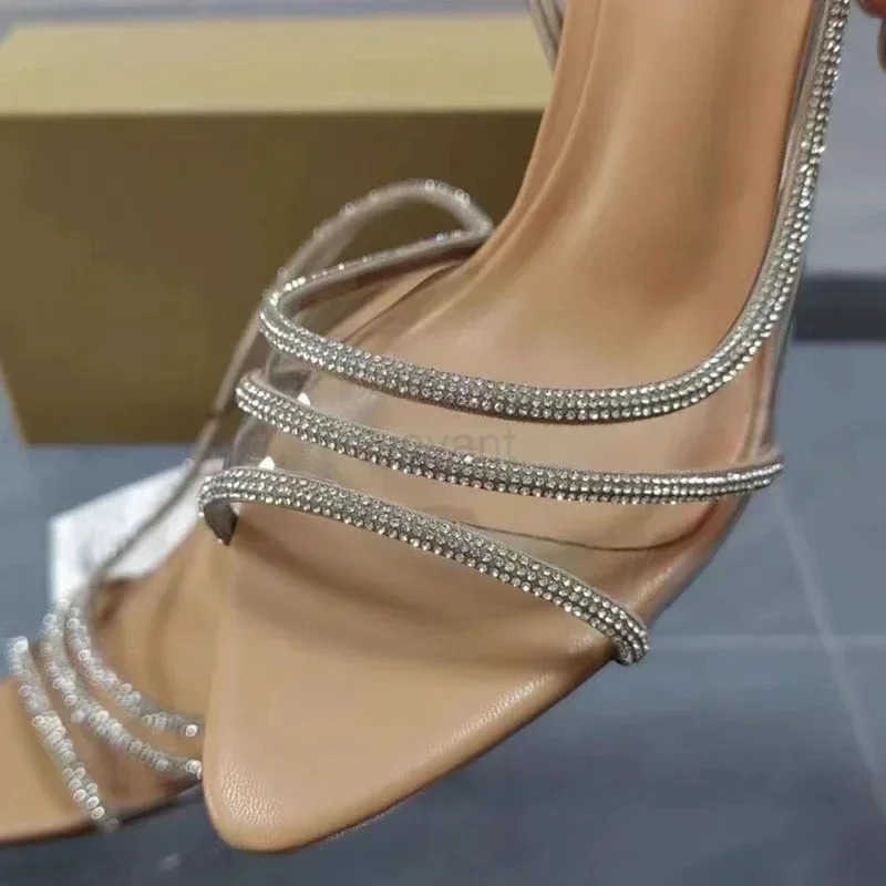 Luxury Rhinstones Wen Sandals Fashion Peep Toe 2025 Summer Footwear Clear PVC Slingbacks Bridal Par Wedding Shoes Big Size Z250326