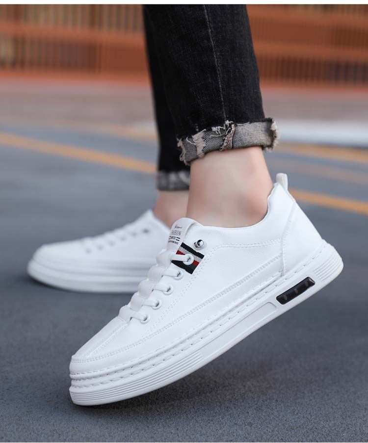 Men's 2025 Spring New White Man Casual Shoes Outdoor Sports Fashion Sneaker Soft Soles Breathable Leather Footwear