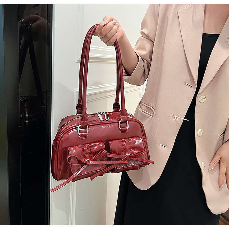 2b Trendy women's 2024 new niche stick hand-held one shoulder crossbody bag, bow tie, spicy girl underarm bag