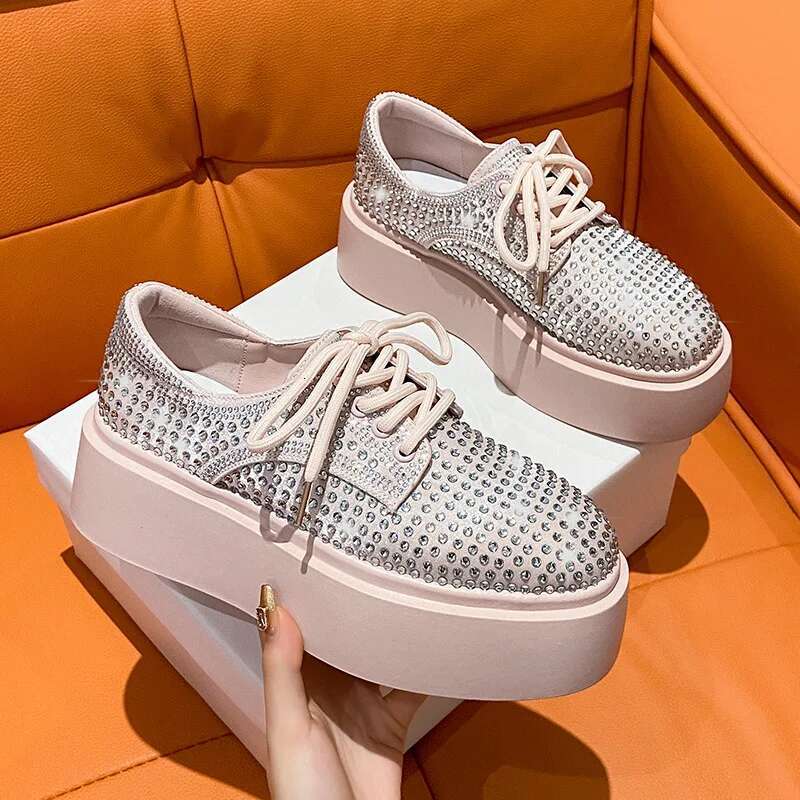 Designer Shoes 2025 Spring And Autumn Women's New Light Luxury Rhinestone Niche Design Lace Sports Fashion Breathable Casual Shoes Women's S