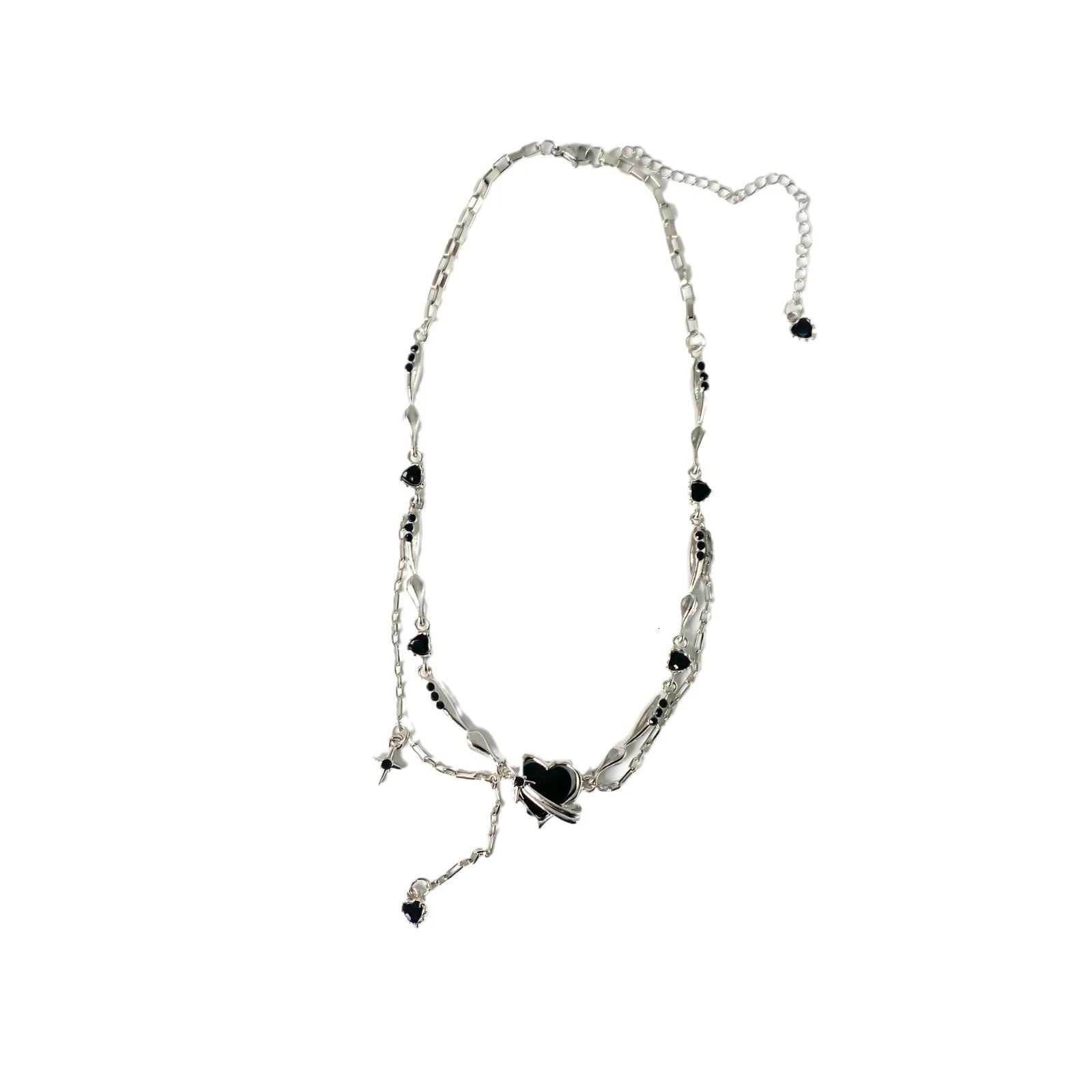 DUTRIEUX Y2K Black Love Pendant Gothic Plush Bone Necklace Womens Gothic Aesthetics Grenache Jewelry 250322