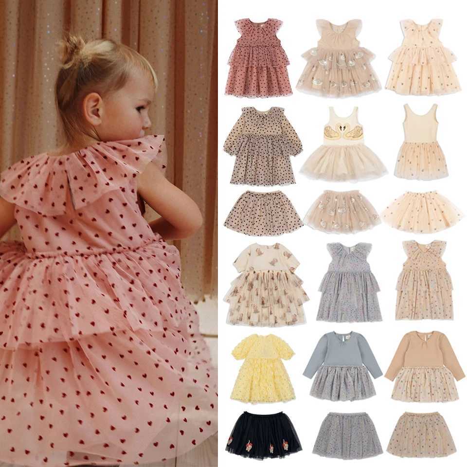 New 2024 KS Childrens Cat Net Dress Christmas Girl Love Glitter Dress Baby Cute Skiing Children Voile Princess Dress Carnival Par W250326