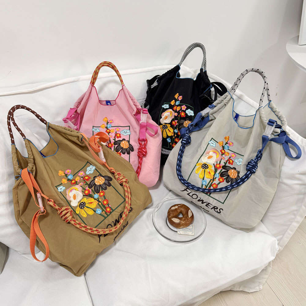 fb Premium Ball GUANchain Environmental Exquisite Embroidered Nylon Shopping Handheld Women's Shoulder Bag