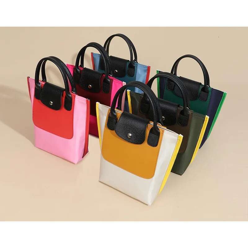 Nylon Color-Blocked Tote Large Capacity Shoulder Bag, High-End Texture, Fashionable Handbag, Versatile Women's Bag