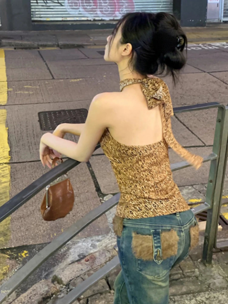 Y2k Aesthetic Hollow Leopard Pattern Sexy Vest for Womens Street Clothing No Back Bandage Vest Harajuku Halter Ultra Thin Suitable for Retro Top 25032