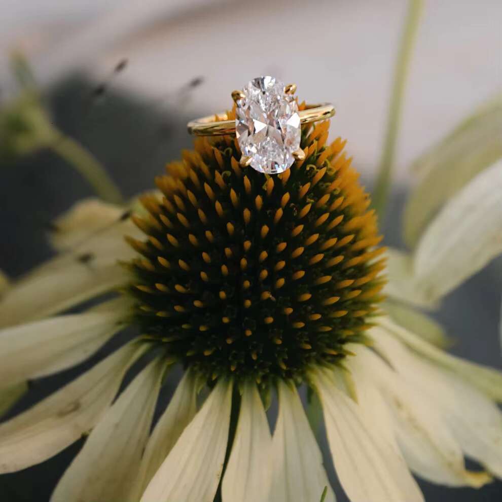 Custom Wholesale Designer Jewelry Engagement Wedding Oval Diamond 925 Sterling Silver Gold Ring for Women