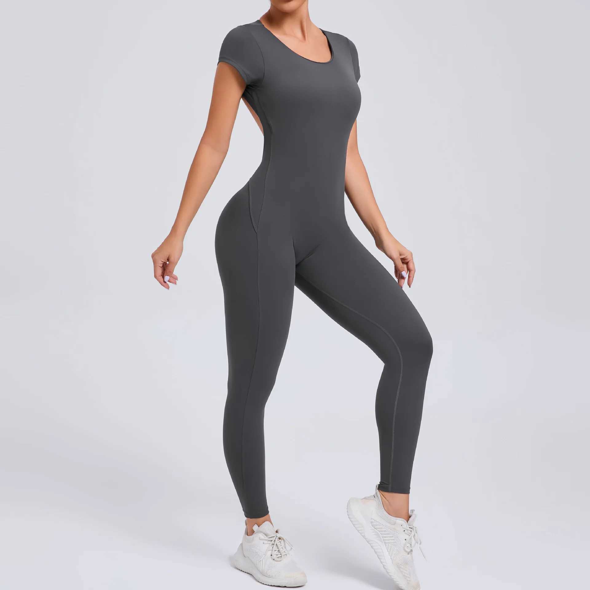 Sexy long sleeved one-piece womens jumpsuit quick drying yoga clothing exercise set backless sports jumpsuit womens gym W250326