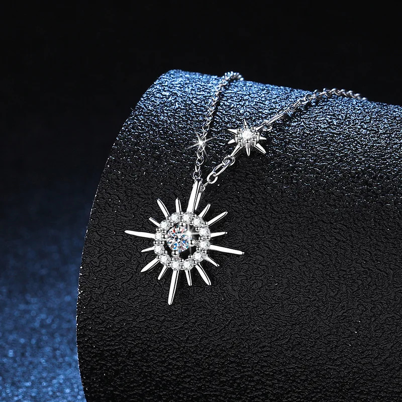 pendant star shaped moon six point buckle chain silver necklace white gold PT950 mark 250317