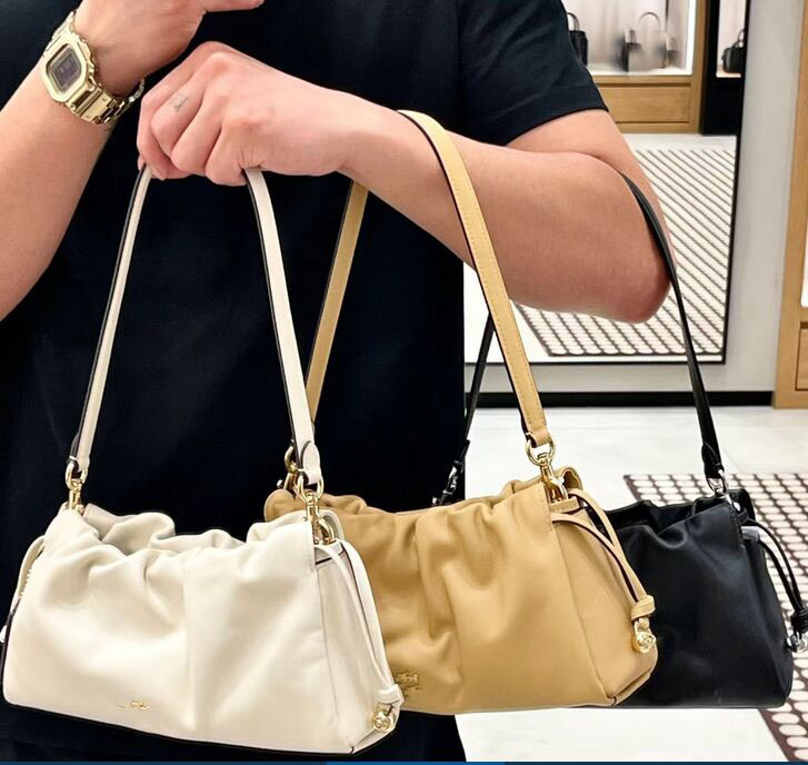 handbags Bags Faye Cloud Evening Bags Tote Bag crossbody Bag Brooklynn Drawstring Closed Leather Small Square Magnetic Buckle Handbag Shoulder Bag