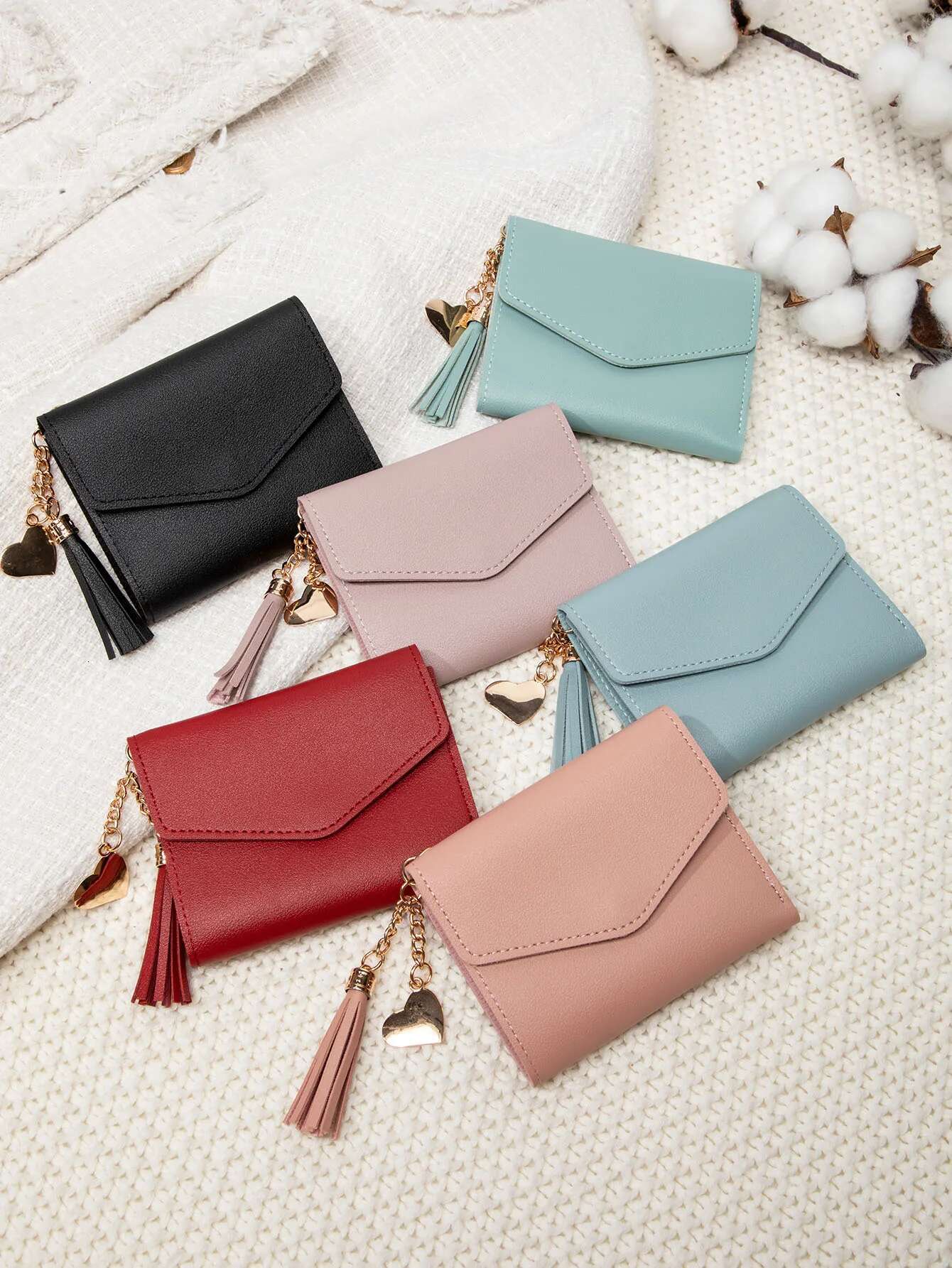 Fashionable Ultra-thin Three Fold Handheld Coin Wallet Minimalist Credit Card Holder Solid Color Tassel Pendant Short Design For Women's Designer
